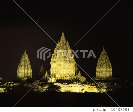 プランバナン寺院群 16437593