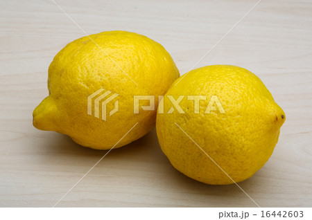Lemons 16442603