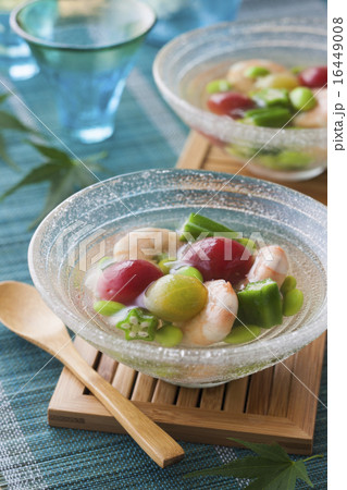 夏野菜と海老の和風ゼリー寄せ 16449008