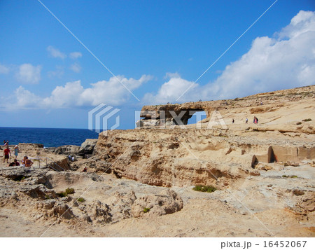 マルタ ゴゾ島 アズールウィンドウの写真素材