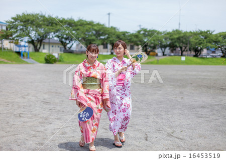 浴衣の女性 浴衣の女性 16453519
