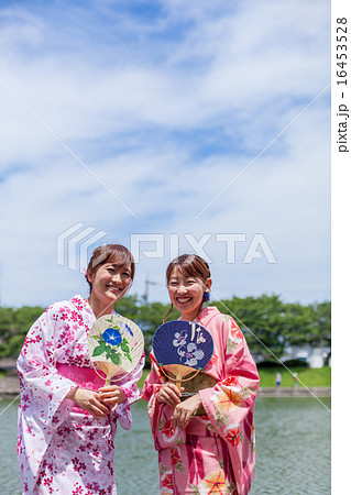 浴衣の女性 浴衣の女性 16453528