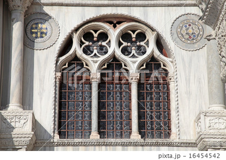 Ornate windows of Basilica di San Marco in Venice Ornate windows of Basilica di San Marco in Venice 16454542