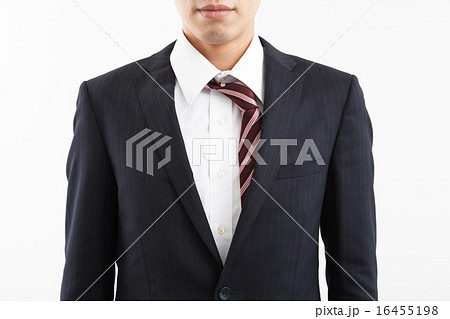 服装が乱れるビジネスマン 服装が乱れるビジネスマン 16455198