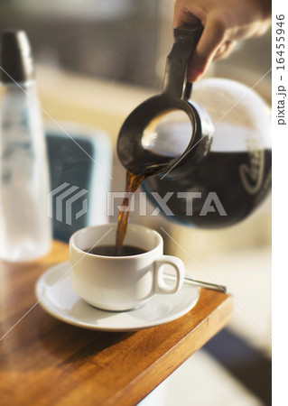 Brewed coffee Brewed coffee 16455946