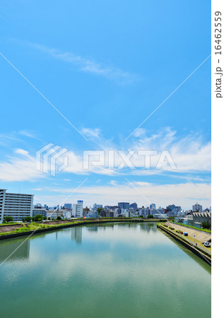 神崎川 新大吹橋から川下側の風景 神崎川 新大吹橋から川下側の風景 16462559