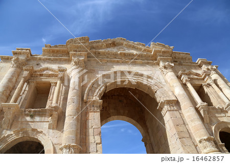 Arch of Hadrian in Gerasa (Jerash), Jordan Arch of Hadrian in Gerasa (Jerash), Jordan 16462857