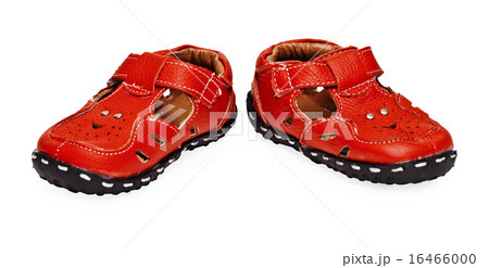 Red children's leather shoes on white 16466000