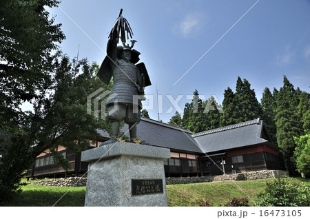 鰺ヶ沢町・光信公の銅像 鰺ヶ沢町・光信公の銅像 16473105