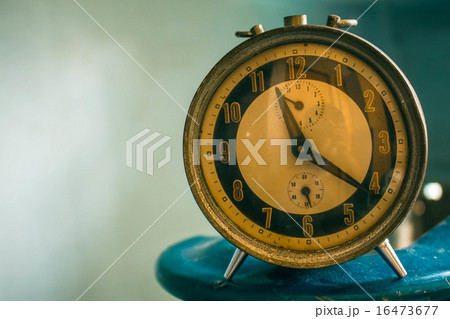 antique clock of vintage. antique clock of vintage. 16473677