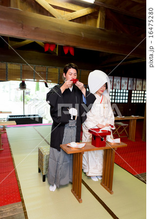 Bride's kimono by pure white dress Bride's kimono by pure white dress 16475280