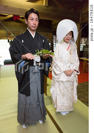 Bride's kimono by pure white dress 16476816