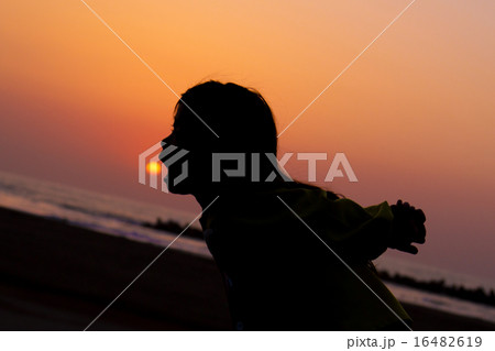 sunset  16482619