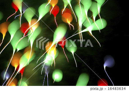花火(特殊撮影による抽象表現) 花火(特殊撮影による抽象表現) 16483634