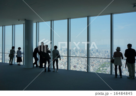 高さ300m!日本一ののっぽビル「あべのハルカス」展望回廊北側 高さ300m!日本一ののっぽビル「あべのハルカス」展望回廊北側 16484845