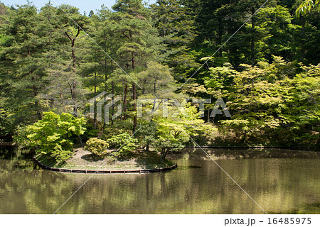 修学院離宮　上離宮の三保ヶ島 16485975