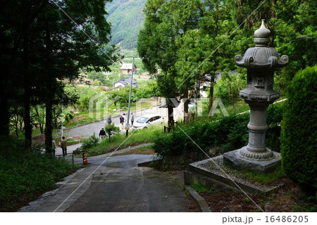 信濃三十三観音霊場　洗淵山　観瀧寺　（第六番札所）　界隈 16486205
