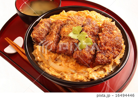 カツ丼　味噌汁 16494446