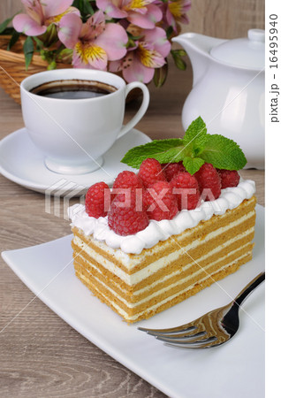 honey cake 16495940