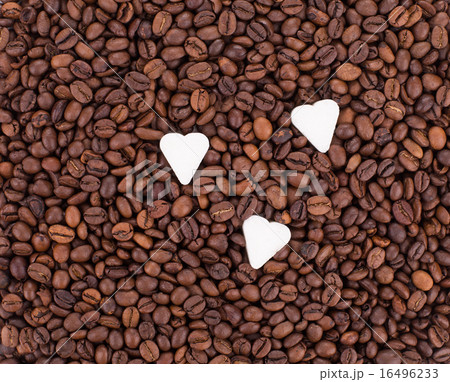 Coffee Beans isolated 16496233