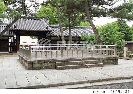 大阪　住吉大社　石舞台 16499481