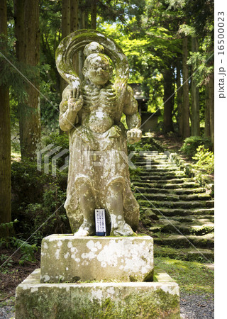 大分県 両子寺の仁王像 16500023