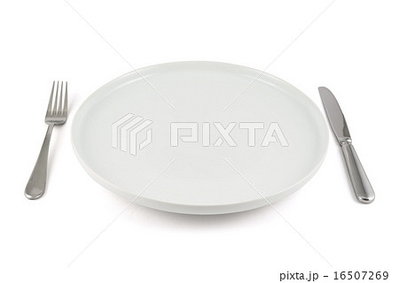 Table knife, fork and ceramic plate isolated 16507269