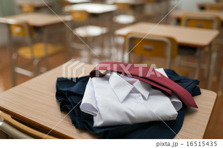 着替え 16515435
