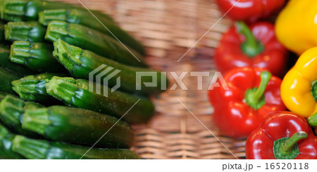 Fresh healthy bio paprika and zucchini 16520118