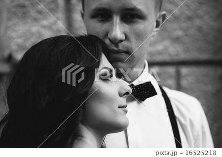 beautiful girl embraces her boyfriend 16525218