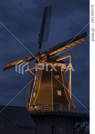 Authentic renovated Dutch windmill 16530070