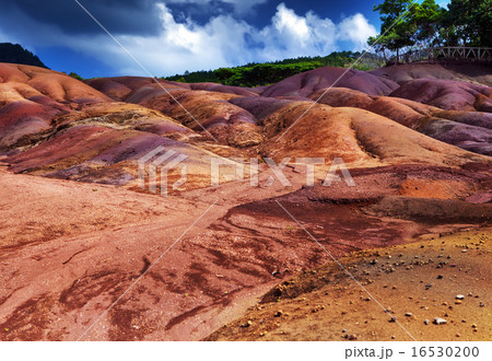 famous tourist place of Mauritius - earth of seven 16530200