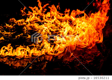 Burning fire flame 16530211