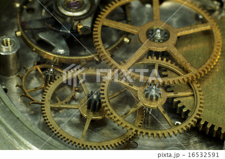 Old pocket watch mechanism close-up Old pocket watch mechanism close-up 16532591