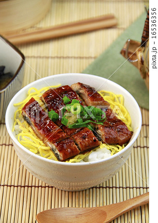 ひつまぶし 16536356