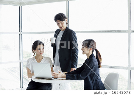 ビジネス、カジュアル、PC ビジネス、カジュアル、PC 16545078