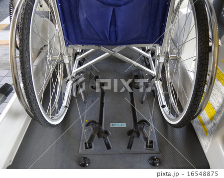 介護タクシー 16548875