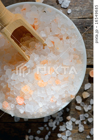 Pink salt from the Himalayas Pink salt from the Himalayas 16549685