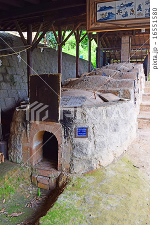 伊万里市大川内山の鍋島焼の登り窯 16551580