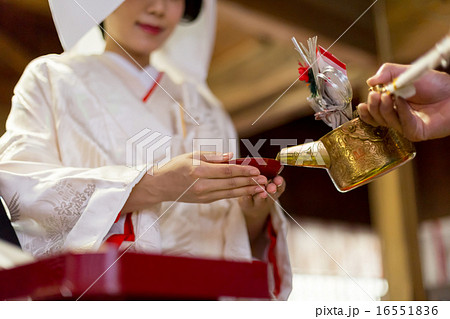 Bride's kimono by pure white dress 16551836