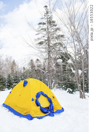 冬山の山岳テント 16553022