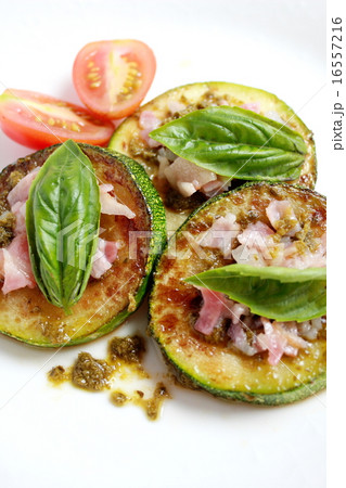 夏野菜の洋風おかず 夏野菜の洋風おかず 16557216