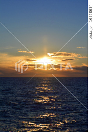 海の朝日 海の朝日 16558654