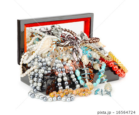 Box full of jewelry 16564724
