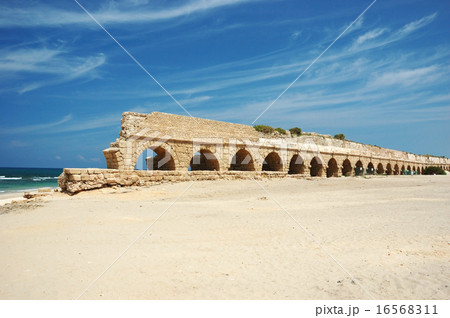 Old Caesarea aqueduct bridge,Israel Old Caesarea aqueduct bridge,Israel 16568311