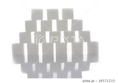 sugar cubes 16571215