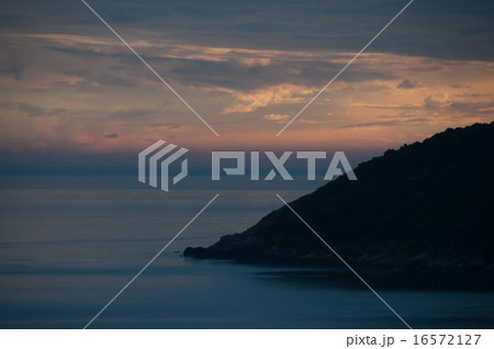 半島と夕べ 半島と夕べ 16572127