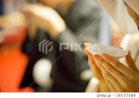 Bride's kimono by pure white dress 16572389