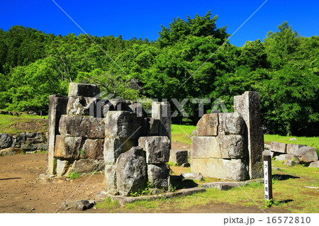 世界遺産　釜石市　橋野高炉跡　三番高炉 16572810