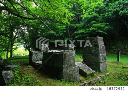 世界遺産　釜石　橋野高炉跡　二番高炉 16572952